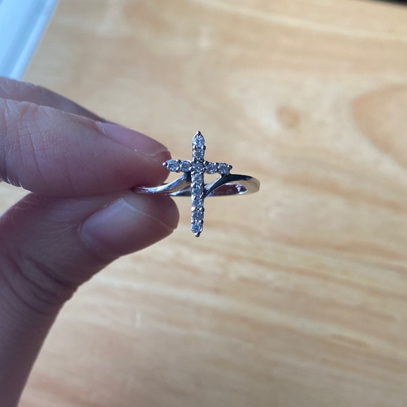 Women’s Sterling Silver Cross Ring with Clear Stones - Picture 3 of 6